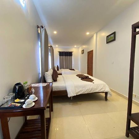 The Moon Kampot Boutique Exterior foto