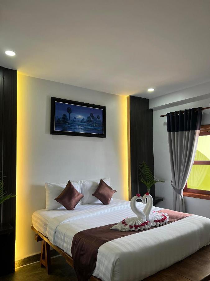 The Moon Kampot Boutique Exterior foto